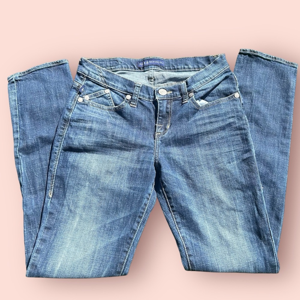 Rock and Republic Berlin Women's Jeans Size 8 EUC